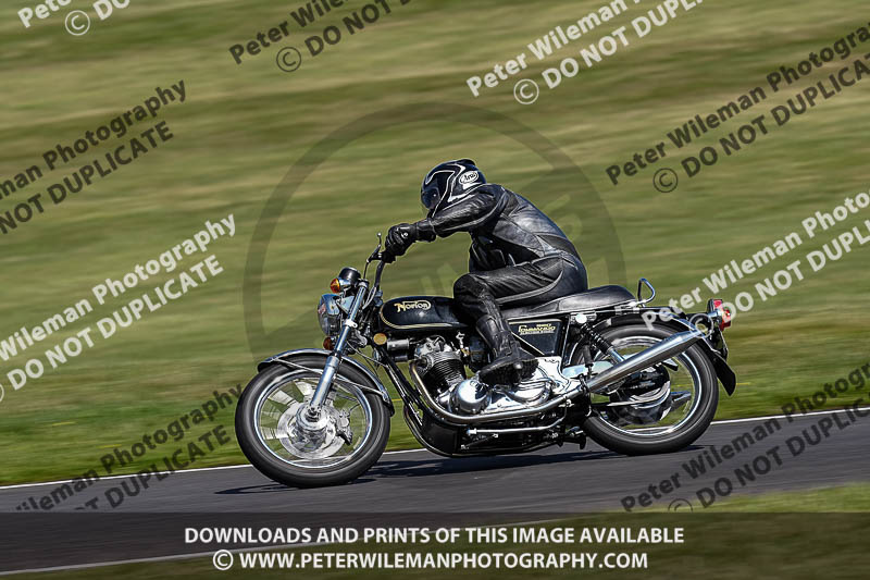 Vintage motorcycle club;eventdigitalimages;mallory park;mallory park trackday photographs;no limits trackdays;peter wileman photography;trackday digital images;trackday photos;vmcc festival 1000 bikes photographs